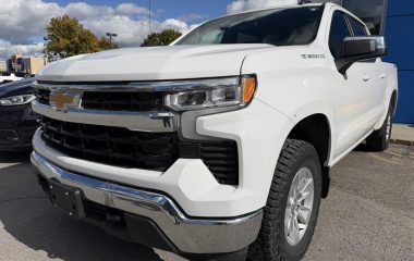 2025 Chevrolet Silverado 1500 Crew Cab Short Box 4