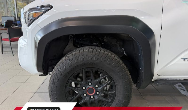 
								2025 Toyota Tacoma Double Cab At full									
