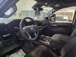 
										2026 Chevrolet Silverado 1500 Crew Cab Short Box 4 full									