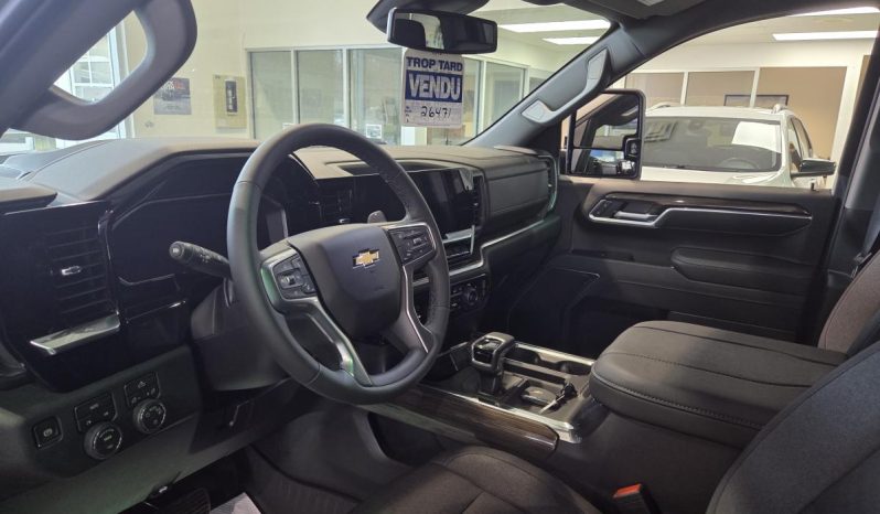
								2026 Chevrolet Silverado 1500 Crew Cab Short Box 4 full									