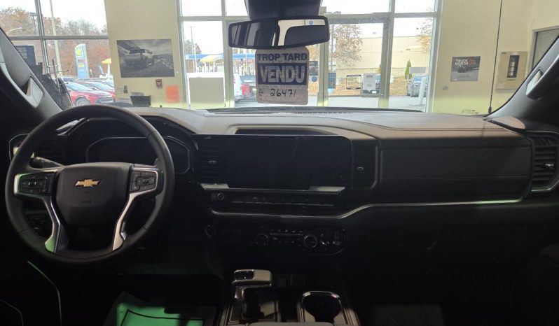 
								2026 Chevrolet Silverado 1500 Crew Cab Short Box 4 full									