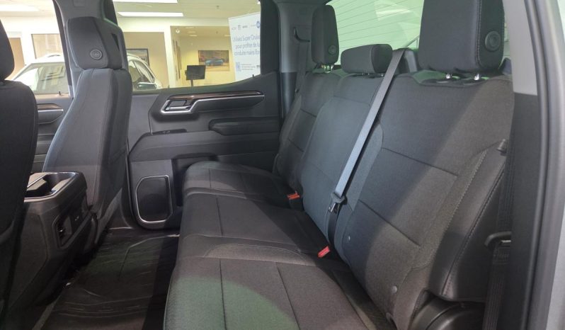 
								2026 Chevrolet Silverado 1500 Crew Cab Short Box 4 full									