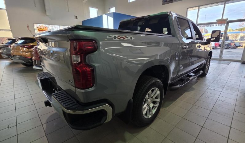 
								2026 Chevrolet Silverado 1500 Crew Cab Short Box 4 full									