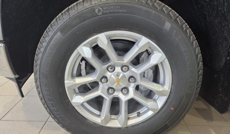 
								2026 Chevrolet Silverado 1500 Crew Cab Short Box 4 full									