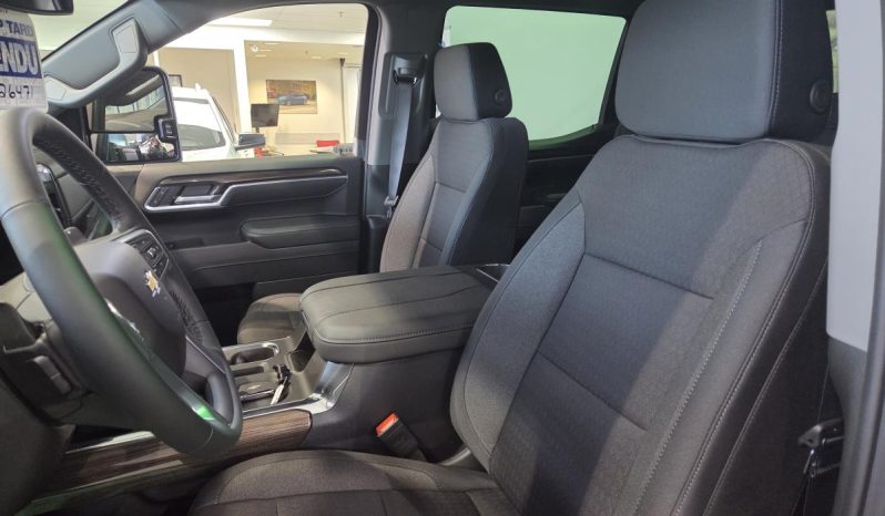 
								2026 Chevrolet Silverado 1500 Crew Cab Short Box 4 full									