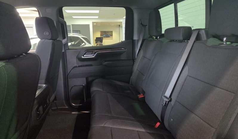 
								2026 Chevrolet Silverado 1500 Crew Cab Standard full									