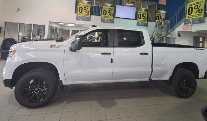 
								2026 Chevrolet Silverado 1500 Crew Cab Standard full									