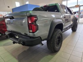 2026 Chevrolet Colorado Crew Cab Short Box 4