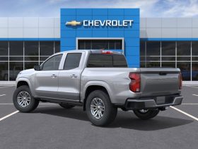 2026 Chevrolet Colorado Crew Cab Short Box 4-Wheel Drive LT