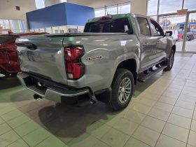 2026 Chevrolet Colorado Crew Cab Short Box 4