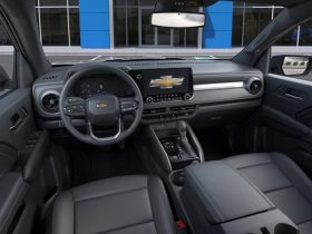 2026 Chevrolet Colorado Crew Cab Short Box 4-Wheel Drive LT