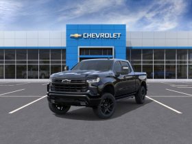2026 Chevrolet Silverado 1500 Crew Cab Standard Box 4-Wheel Drive LT Trail Boss