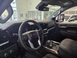 
										2026 GMC Sierra 1500 Crew Cab Standard full									