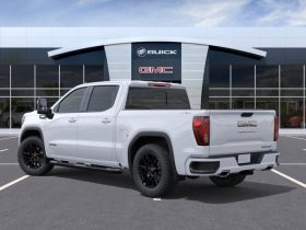 2026 GMC Sierra 1500 Crew Cab Short Box 4-Wheel Drive Elevation