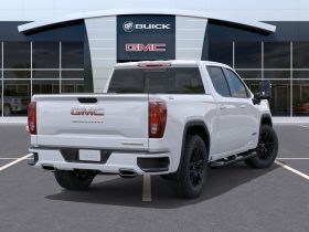 2026 GMC Sierra 1500 Crew Cab Short Box 4-Wheel Drive Elevation