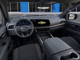 2027 Chevrolet Tahoe 4WD 4dr LS