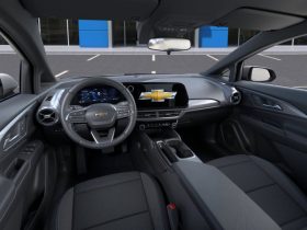 2027 Chevrolet Equinox EV 4dr LT1 w/PCY