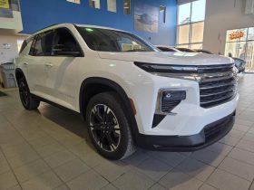 2027 Chevrolet Traverse Awd 4dr Lt