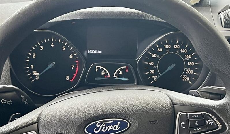 
								2017 Ford Escape SE full									