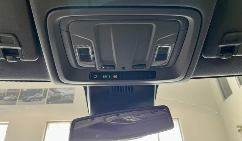 
								2023 GMC Sierra 1500 Elevation full									