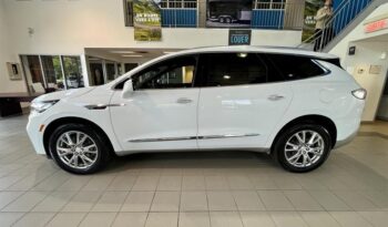 
										2022 Buick Enclave Essence full									