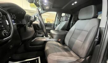 
										2019 Chevrolet Silverado 1500 RST full									