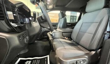 
										2023 Chevrolet Silverado 1500 LT full									