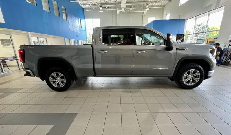 
								2023 GMC Sierra 1500 SLE full									