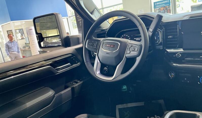 
								2023 GMC Sierra 1500 SLE full									