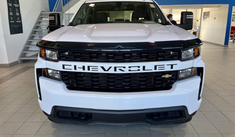 
								2021 Chevrolet Silverado 1500 Custom full									