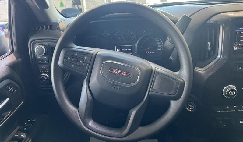 
								2023 GMC Sierra 1500 Pro full									