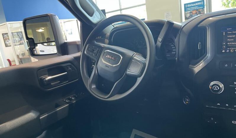 
								2023 GMC Sierra 1500 Pro full									
