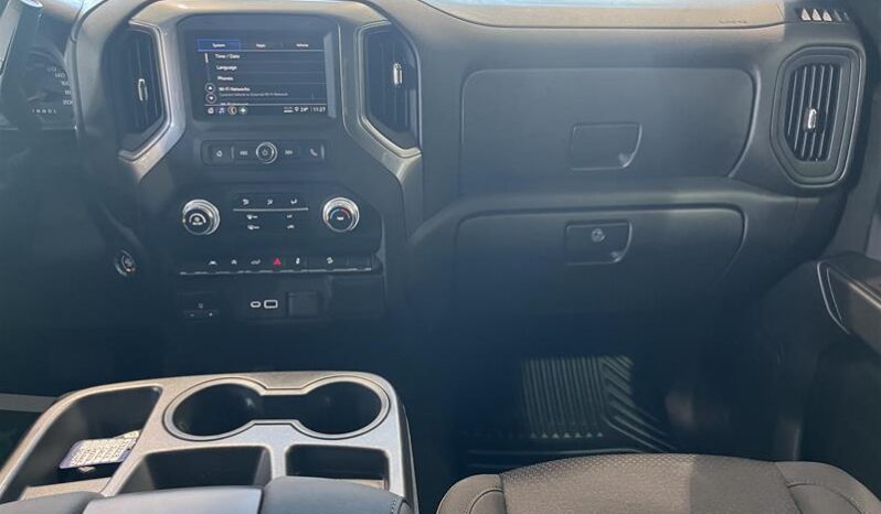
								2023 GMC Sierra 1500 Pro full									