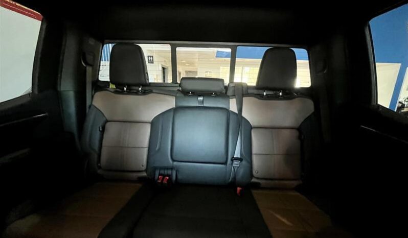 
								2023 Chevrolet Silverado 1500 High Country full									