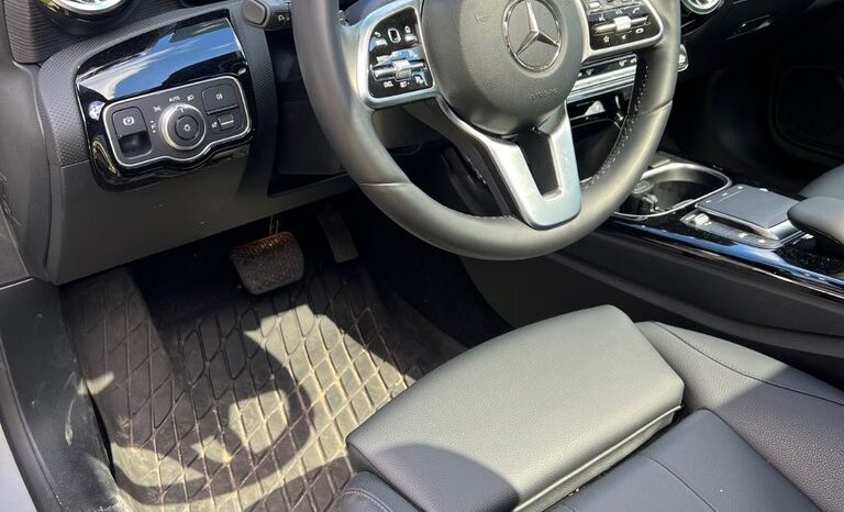 
								2022 Mercedes-Benz A250 4MATIC Hatch full									