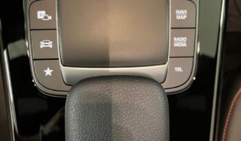 
										2022 Mercedes-Benz A250 4MATIC Hatch full									