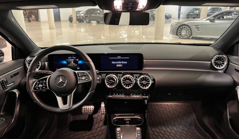 
								2022 Mercedes-Benz A250 4MATIC Hatch full									
