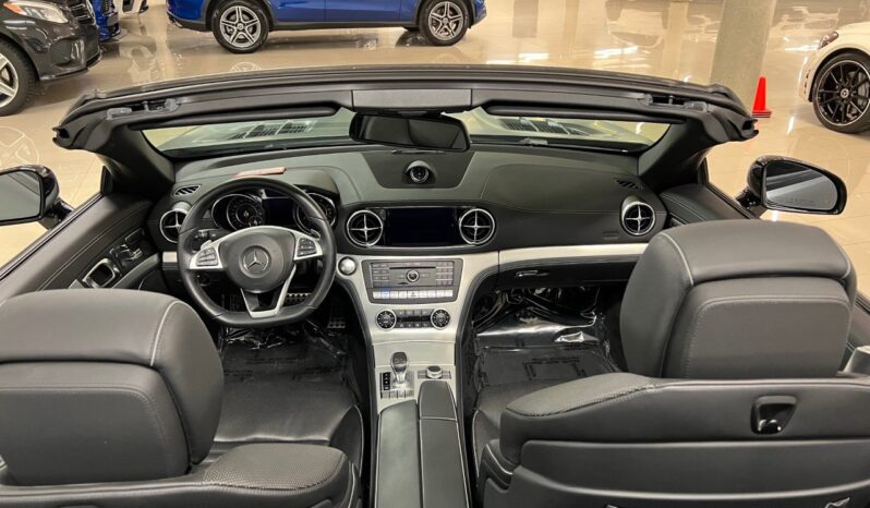 
								2019 Mercedes-Benz SL550 Roadster full									