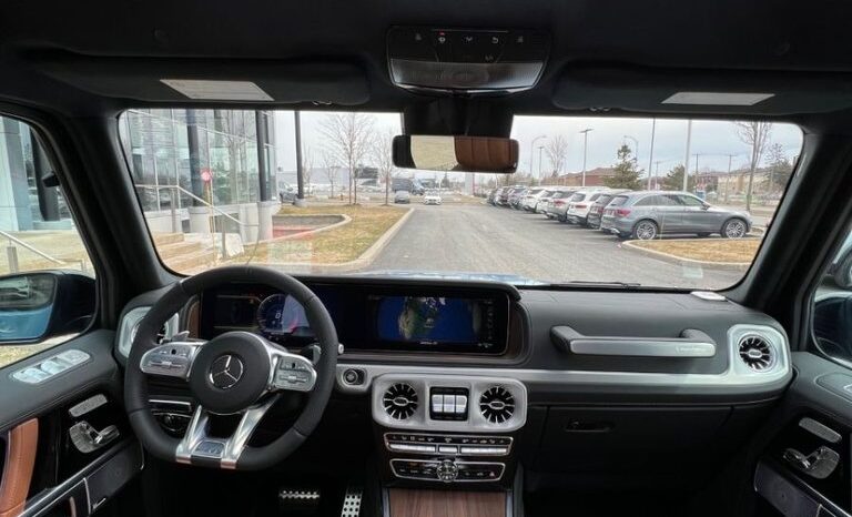 
								2023 Mercedes-Benz G63 AMG SUV full									