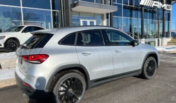 
										2023 Mercedes-Benz GLA250 4MATIC SUV full									