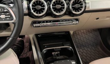 
										2023 Mercedes-Benz GLB250 4MATIC SUV full									