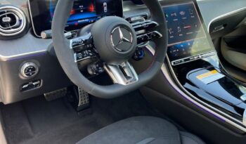 
										2023 Mercedes-Benz C43 AMG 4MATIC Sedan full									