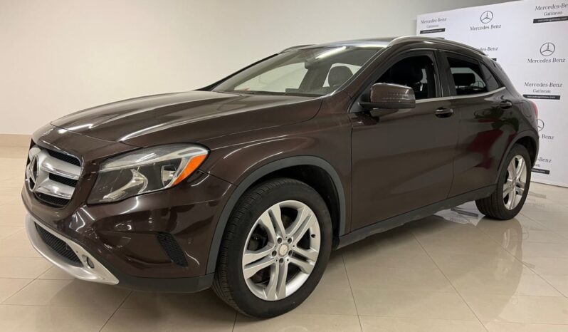 
								2015 Mercedes-Benz GLA250 4MATIC SUV full									
