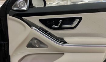 
										2022 Mercedes-Benz S580 4MATIC Sedan full									