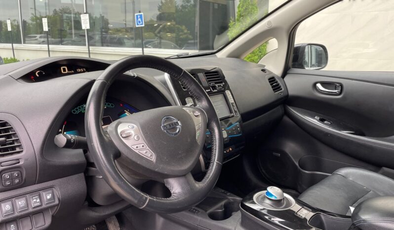 
								2015 Nissan Leaf SL full									