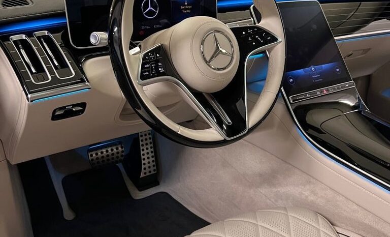 
								2021 Mercedes-Benz S580 4MATIC Sedan full									