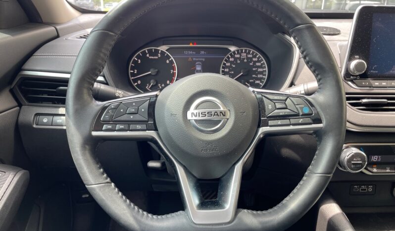 
								2019 Nissan Altima 2.5 SV full									