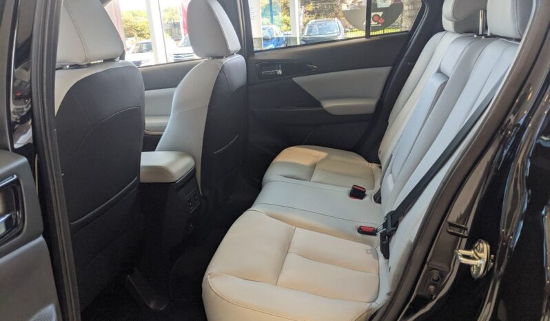 
								2024 Mitsubishi ECLIPSE CROSS GT full									