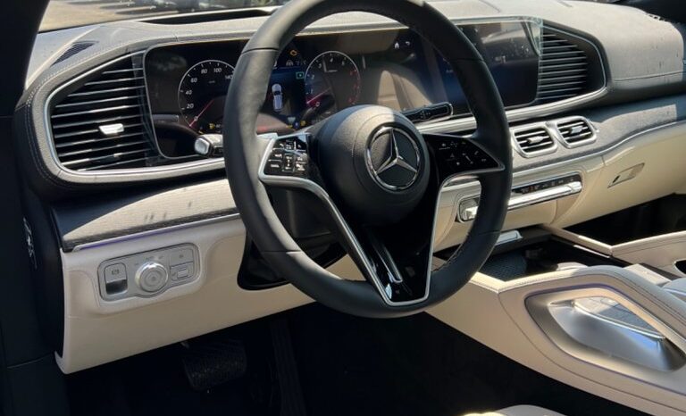 
								2024 Mercedes-Benz GLE450 4MATIC SUV full									