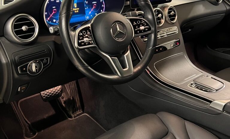 
								2020 Mercedes-Benz GLC300 4MATIC SUV full									